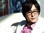 Bae Yong Joon phải bán công ty sau nhiều rắc rối