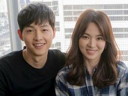 Sao Hàn 20/4: Vợ chồng Song Hye Kyo đứng đầu danh sách 'cặp chị em' được yêu mến nhất