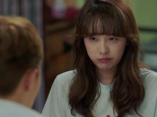 Gia đình lục đục chỉ vì sở thích 'thả rông' của cô vợ vô tư