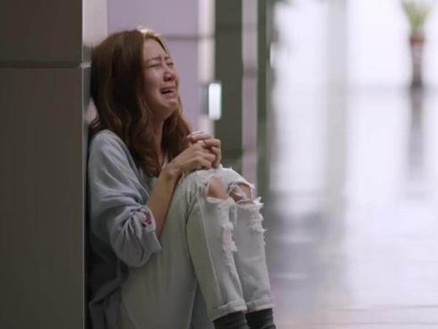 Bị người yêu ruồng bỏ dù đã mang bầu, cái tát của bố cứu tôi khỏi bờ vực thẳm