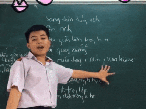 Lớp trưởng 'cẩn thận' nhất quả đất: đứng báo cáo tuần còn kèm theo hành động minh họa cực hài