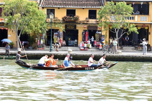 6 góc sống ảo nghìn like không tốn một xu ở Hội An-7