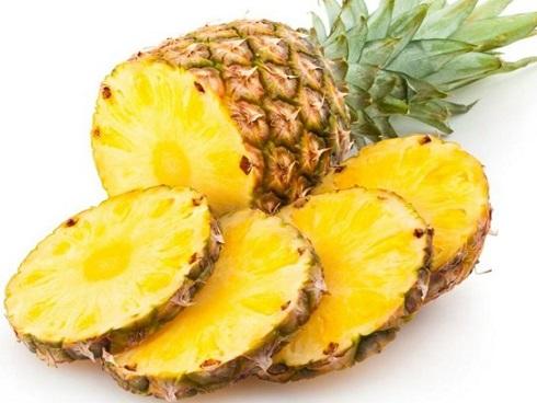 Da đẹp lên rõ rệt chỉ sau vài ngày nếu dùng cách này với dứa