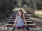 Nể phục cô gái cụt 2 chân chinh phục 2700 bậc dốc tại tuyến đường nổi tiếng
