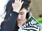 'Nàng thơ' mới của điện ảnh Hàn cau có, suýt phát khóc vì bị phóng viên săn ảnh tại sân bay