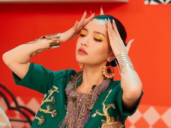 'Bùa yêu' của Bích Phương đã có phiên bản EDM 'chất như nước cất'