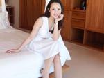 Hot girl - hot boy Việt: Phan Thành khoe ảnh bạn gái xinh đẹp khi ngồi trong phòng ngủ