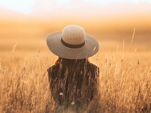 Xem để thấy rằng cuộc sống này nhất định phải có một người yêu bên cạnh