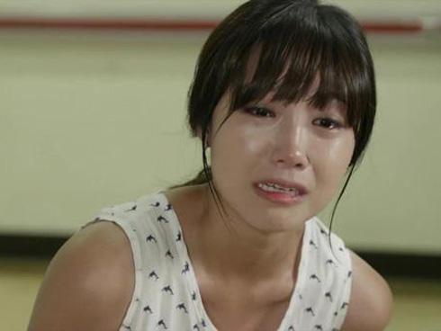 Mẹ chồng cho tôi 200 triệu để ký vào đơn ly dị, ngay sau đó bà đã phải hối hận