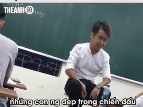 Thầy giáo có tâm giảng Văn hay như quảng cáo hàng đa cấp khiến học trò rần rần xin địa chỉ để học