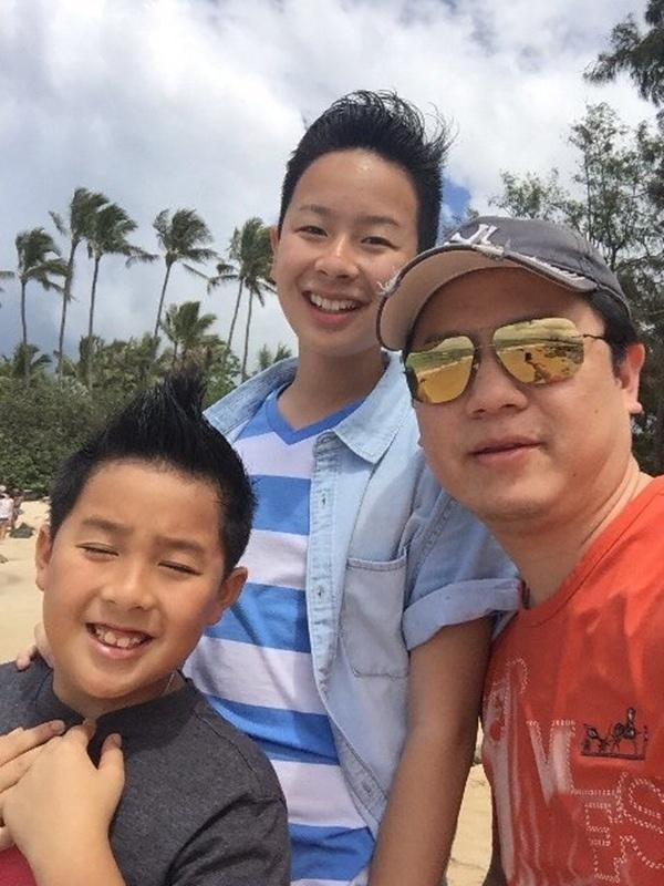 Đại gia yêu Hoa hậu Phạm Hương: Ngoài gia thế khủng còn có quan hệ mật thiết với nhiều mỹ nữ nổi danh showbiz Việt-2