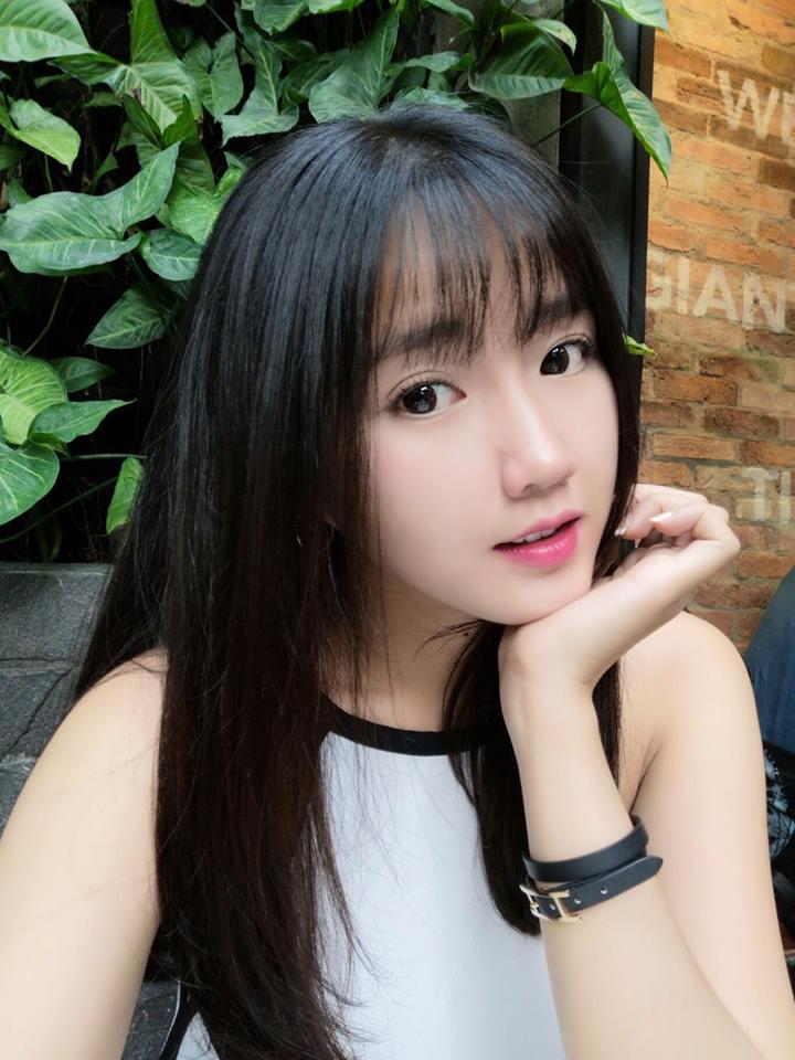 Hot girl Kiều Trinh hào hứng: 