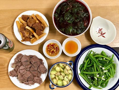 Tối nay ăn gì: Gợi ý mâm cơm chiều hè thơm ngon, bổ dưỡng lại dễ ăn