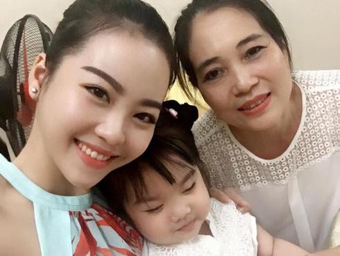 Mang bầu mà được mẹ chồng chăm như trứng mỏng thế này thì chị em nào chẳng ước ao