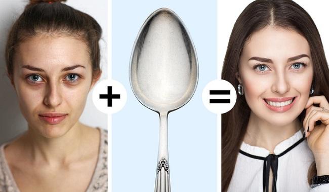Thìa inox giúp loại bỏ bọng mắt và trị mắt thâm quầng: Sáng thức dậy, nhiều người phải đối mặt với tình trạng bọng mắt sưng to hoặc quầng thâm mắt. Thay vì dùng khoai tây, dưa chuột hay trà xanh, bạn có thể loại bỏ quầng thâm mắt bằng thìa inox. Bạn chỉ cần áp thìa kim loại lên vùng mắt trong khoảng 10 phút là bọng mắt hay quầng thâm sẽ biến mất.
