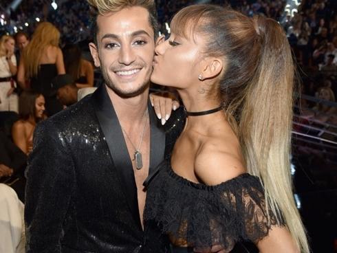 Ariana Grande kể về anh trai đồng tính và viết thư gửi cộng đồng LGBT