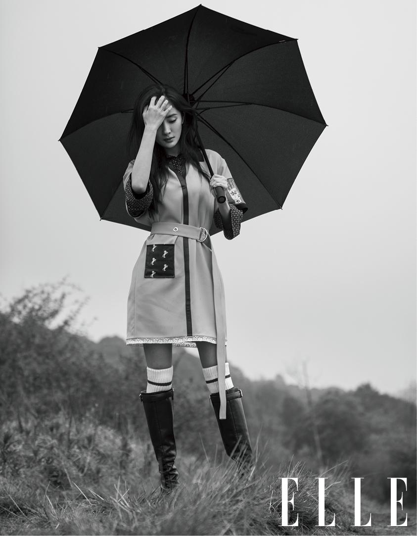 Khi thì hóa thân thành quý cô yêu kiều...