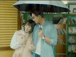 'Em gái mưa': Phim ngôn tình nhạt hoét khi cố tình ăn theo MV triệu view