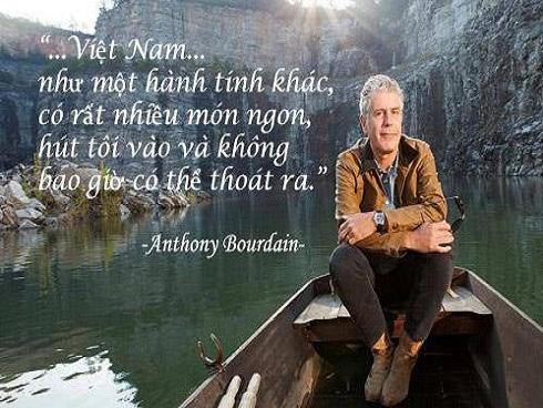 Những quán ăn Việt ghi dấu chân Anthony Bourdain, người đầu bếp đưa ẩm thực Việt ra thế giới