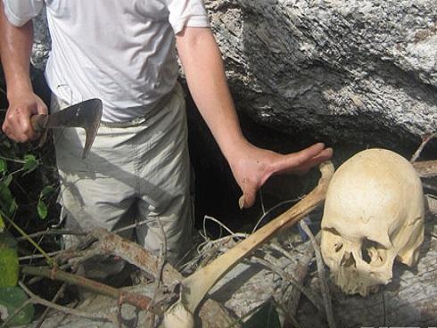 Hành trình giải mã những kho quan tài bí ẩn trong những hang động trên đỉnh núi