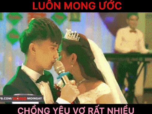 8 năm yêu xa và lời tâm sự nghẹn lòng của chú rể trong đám cưới khiến cô dâu bật khóc