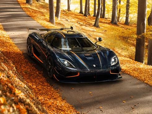 10 mẫu xe đẹp nhất của các nước tham dự World Cup 2018