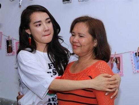 Đau lòng trước chuyện Nhã Phương từng có ý định tự tử vì tính cách của mẹ