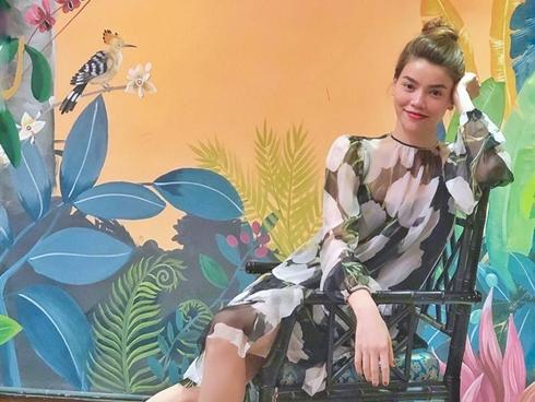 Hồ Ngọc Hà nhận cơn mưa lời khen khi 'sống thật' với nhan sắc chẳng cần trau chuốt