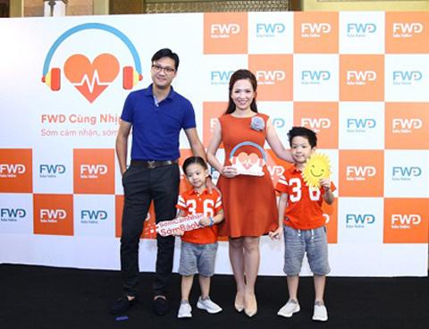Đan Lê - Khải Anh trải nghiệm ‘FWD Cùng nhịp đập’