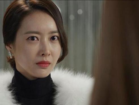 Trả thù bằng cách kết hôn với bạn của người yêu cũ, cô gái nhận cái kết không tưởng