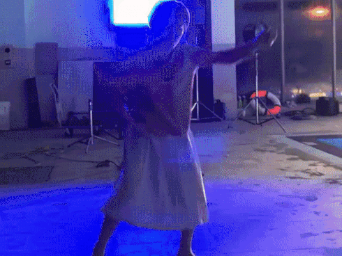 Không bao giờ 'hết mặn', Hòa Minzy nhảy cực lầy trong hậu trường