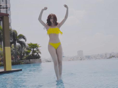 Ngọc Trinh tư vấn hội chị em cách chọn bikini để có body NÉT CĂNG trên biển ngày hè