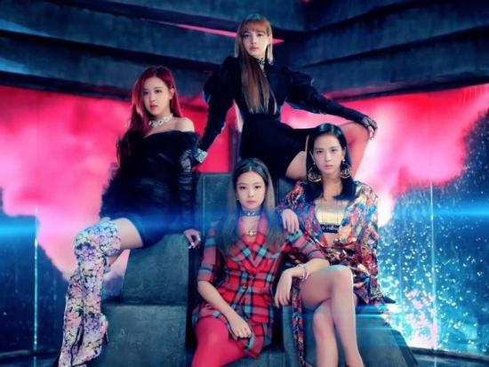 Black Pink trở thành nhóm nhạc nữ Kpop đầu tiên lọt vào bảng xếp hạng âm nhạc uy tín nhất nước Anh