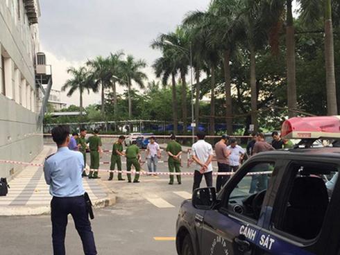 Đâm chém trong khuôn viên chung cư Homyland 2, một người tử vong