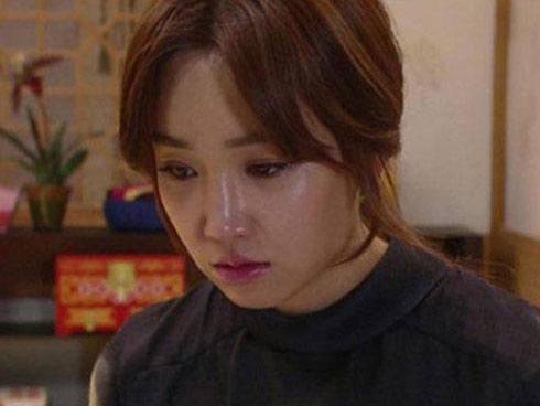 Từng bị người thứ 3 phá hoại hạnh phúc, giờ tôi lại trở thành người thứ 3 để trả thù