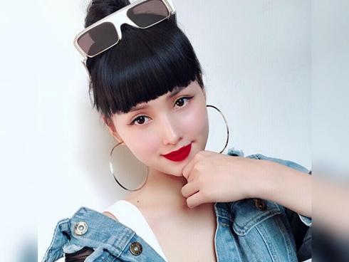 Gái hai con Tâm Tít 'cưa sừng làm nghé' với kiểu mái ngố trẻ trung