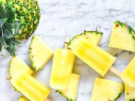 Rớt nước miếng với cách làm kem dứa đơn giản tại nhà Rớt nước miếng với cách làm kem dứa đơn giản tại nhà