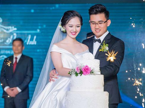 Dù đang mang bầu, hotgirl Bánh đúc có xương vẫn quậy tưng bừng trước ngày tốt nghiệp đại học-13