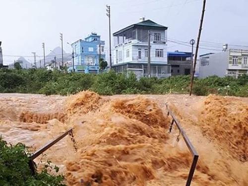 Dự báo thời tiết 7/7: Hết nóng, mưa to và rất to khắp nơi