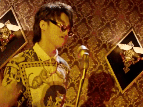 Tan chảy với màn cover Reality phiên bản Acoustic-1