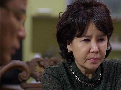 Mặc quần đùi ngắn cũn đi chợ, tôi bị nhà trai 'cấm cửa' vì không chấp nhận 'gái hư' về làm dâu