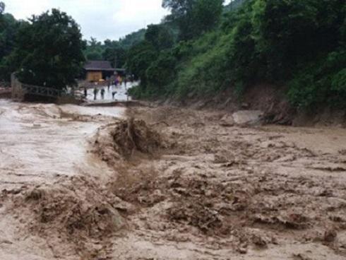 Dự báo thời tiết 8/7: Mưa rất to, 9 tỉnh đối mặt nguy cơ lũ quét