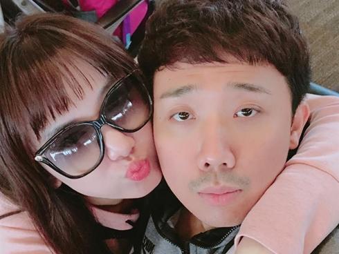 Hari Won tự nhủ sẽ hạn chế ăn uống khi tới Mỹ cùng Trấn Thành