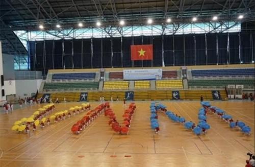 3.000 người cao tuổi đồng diễn thể dục dưỡng sinh-1