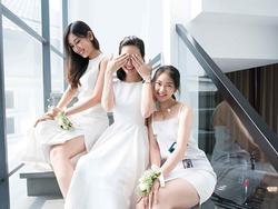 Nhà có 3 chị em xinh đẹp, dáng chuẩn cùng thi hoa hậu