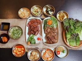 Bật mí công thức làm món thịt nướng kiểu Hàn Quốc cực ngon và hấp dẫn Bật mí công thức làm món thịt nướng kiểu Hàn Quốc cực ngon và hấp dẫn