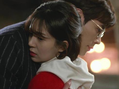 Bị mẹ bạn trai xúc xiểm: 'Cháu ít học mà trèo cao thế', 3 năm sau, tôi khiến bà phải hối hận