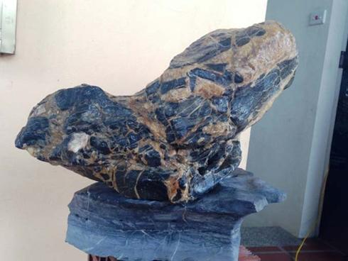 Mua hòn đá vệ đường 50 ngàn, người đàn ông Nam Định được báu vật 5 tỷ