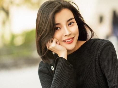 Cao Thái Hà: 'Tôi với Nhã Phương chưa từng là bạn'