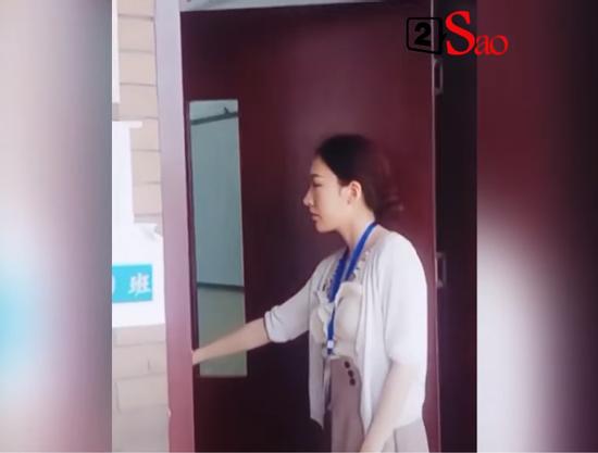 Từng có thời cắp sách đến trường, bạn sẽ thấy giáo viên thật 'đáng sợ'